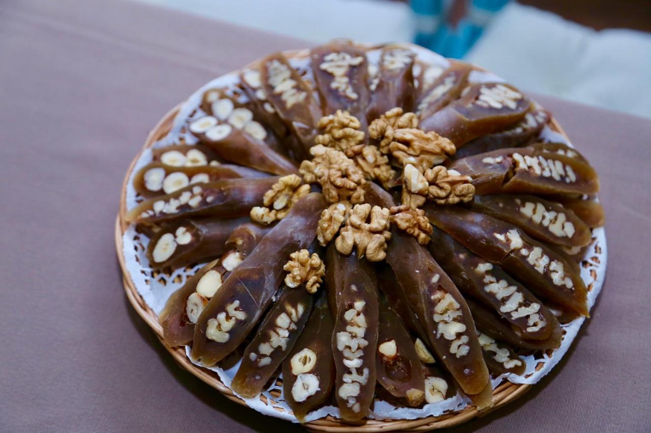 Taste Tbilisi Hotel Luaran gambar