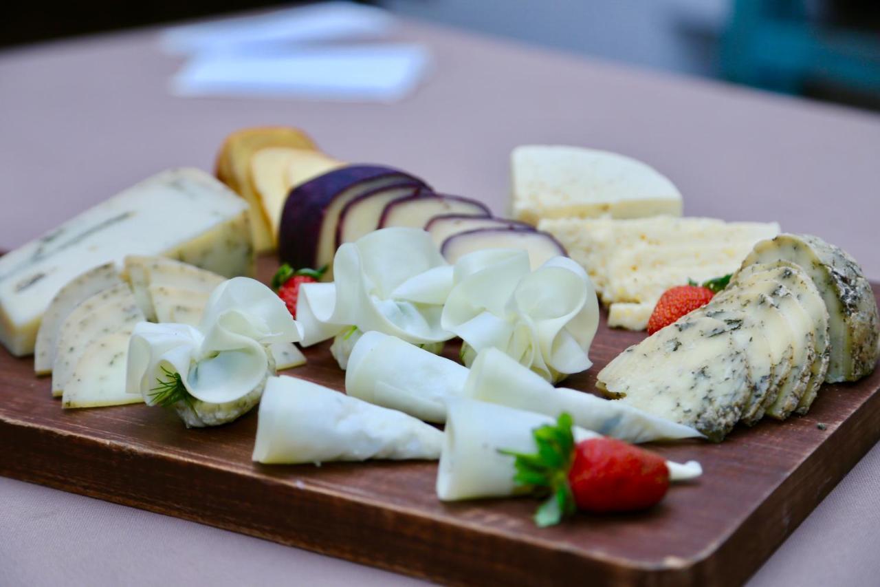 Taste Tbilisi Hotel Luaran gambar