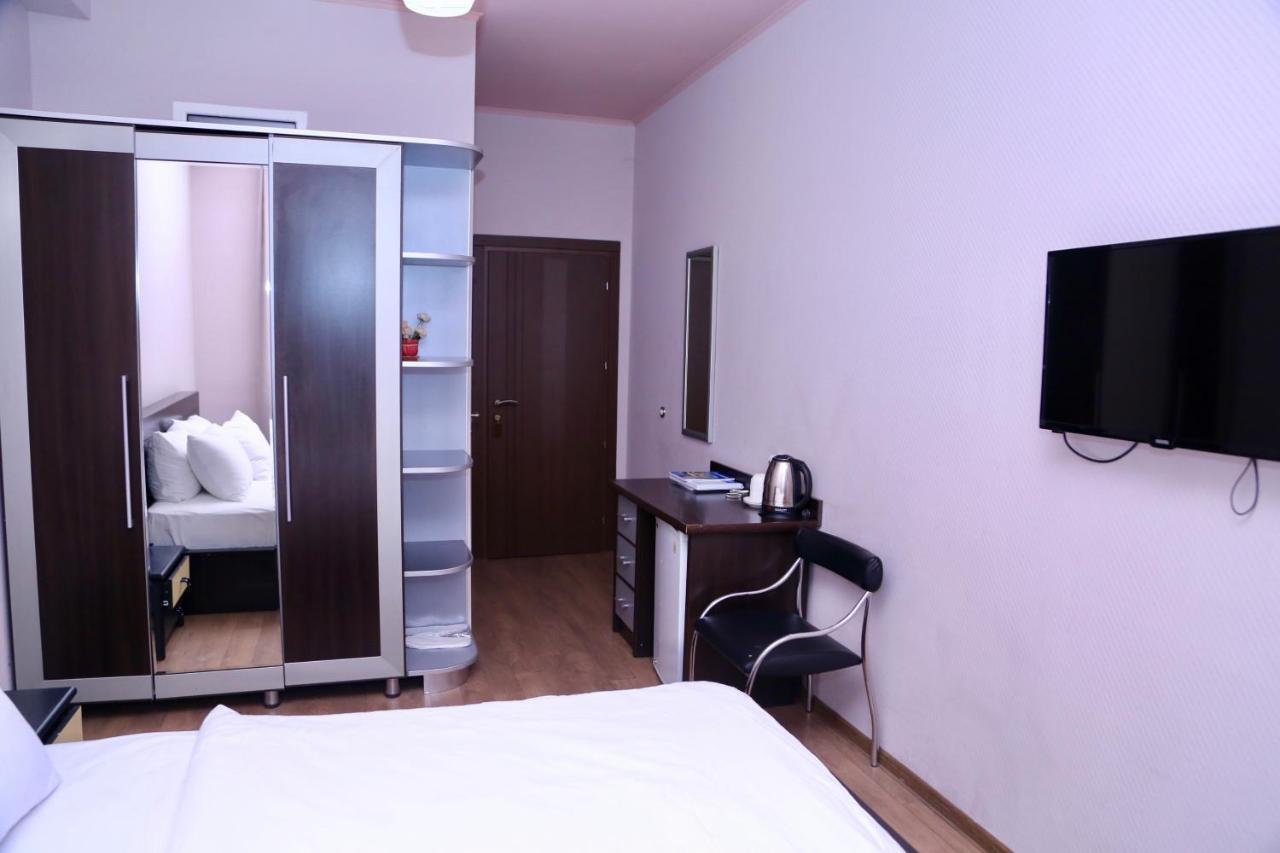 Taste Tbilisi Hotel Luaran gambar