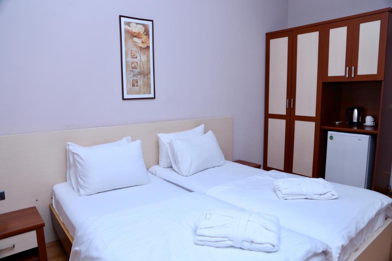 Taste Tbilisi Hotel Luaran gambar