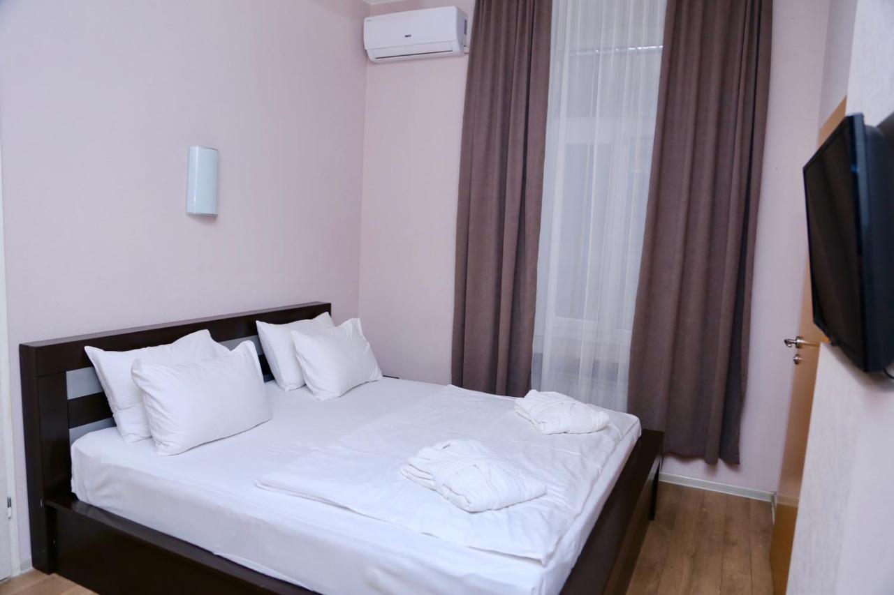 Taste Tbilisi Hotel Luaran gambar