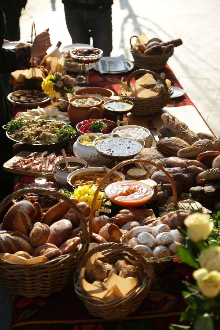 Taste Tbilisi Hotel Luaran gambar