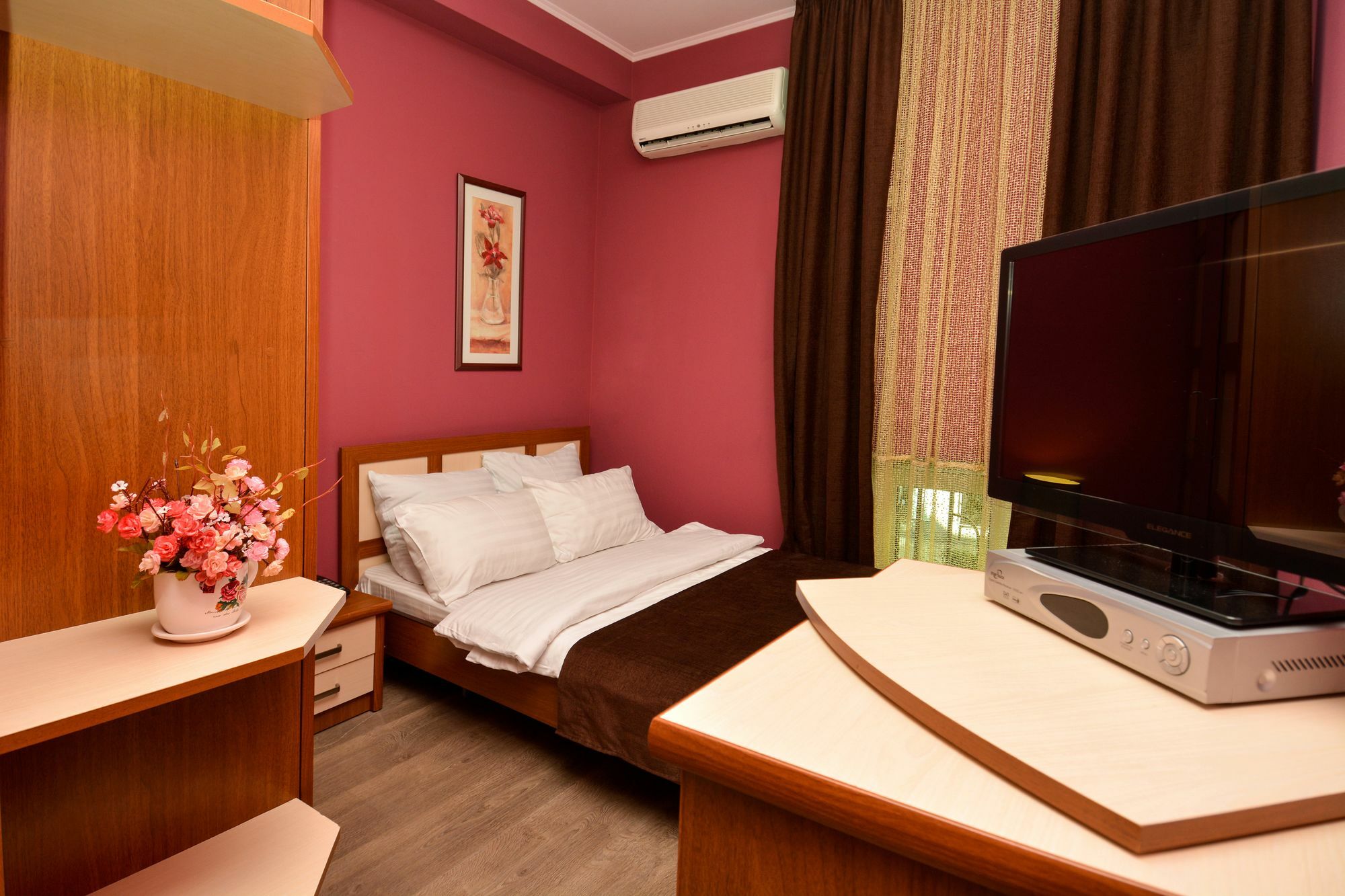 Taste Tbilisi Hotel Luaran gambar